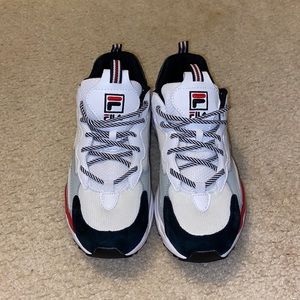 Fila sneakers!
